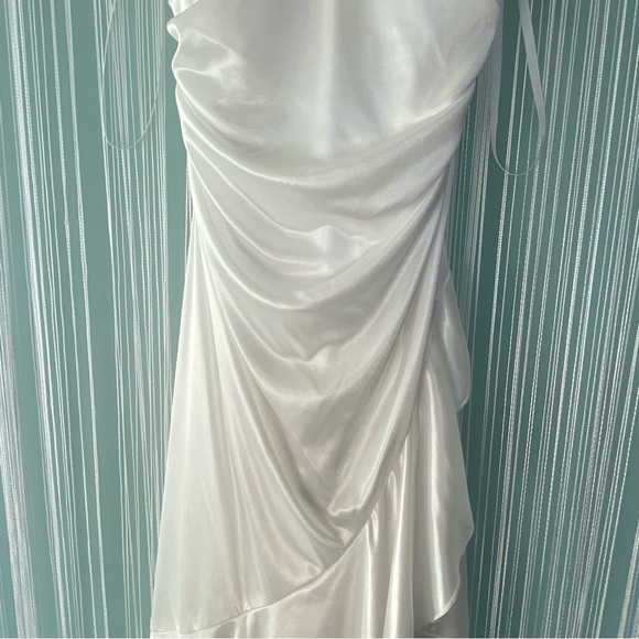 White Satin Spaghetti Strap Maxi Dress NWT - Picture 6 of 16